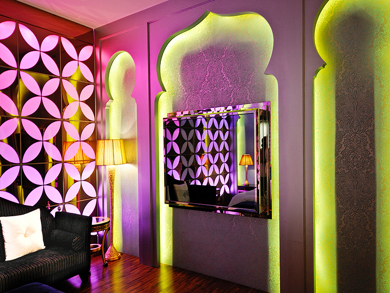 阿拉伯風　｜MORE+｜