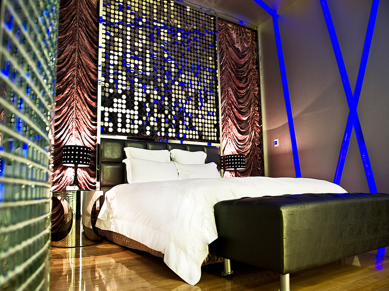 現代幾何風　｜MORE+｜